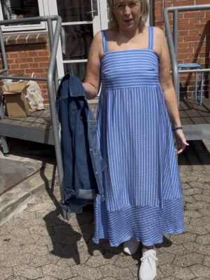 MARTA DU CHATEAU ESTELA BLÅ/HVID STRIB Kjole