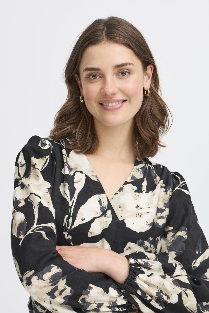 FRANSA FRARIANA 4 SORT Bluse