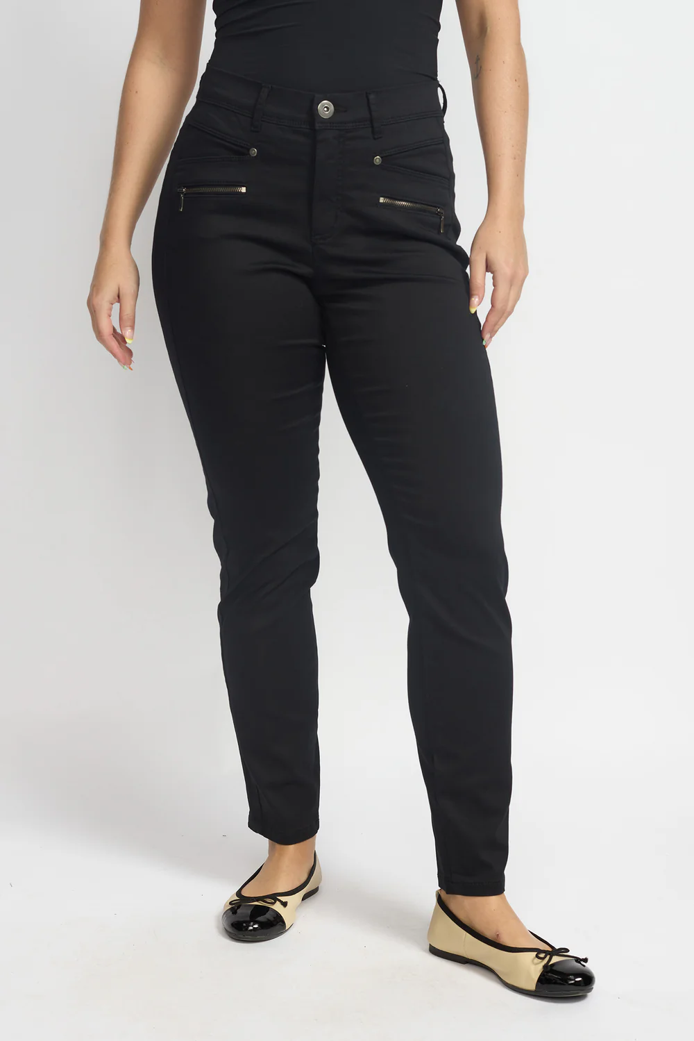 2-BIZ RANY SORT Buks