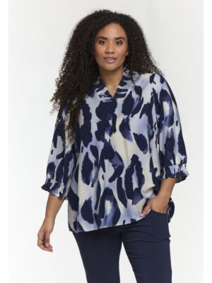 STUDIO SFEODORA BLÅ Bluse