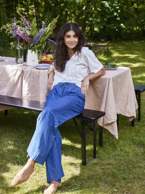 FRKINDRA 1 DENIM Buks