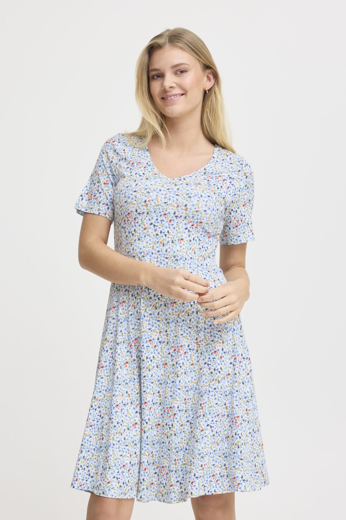 FRDOTTIE DR 8 BLÅ M/BLOMST Kjole