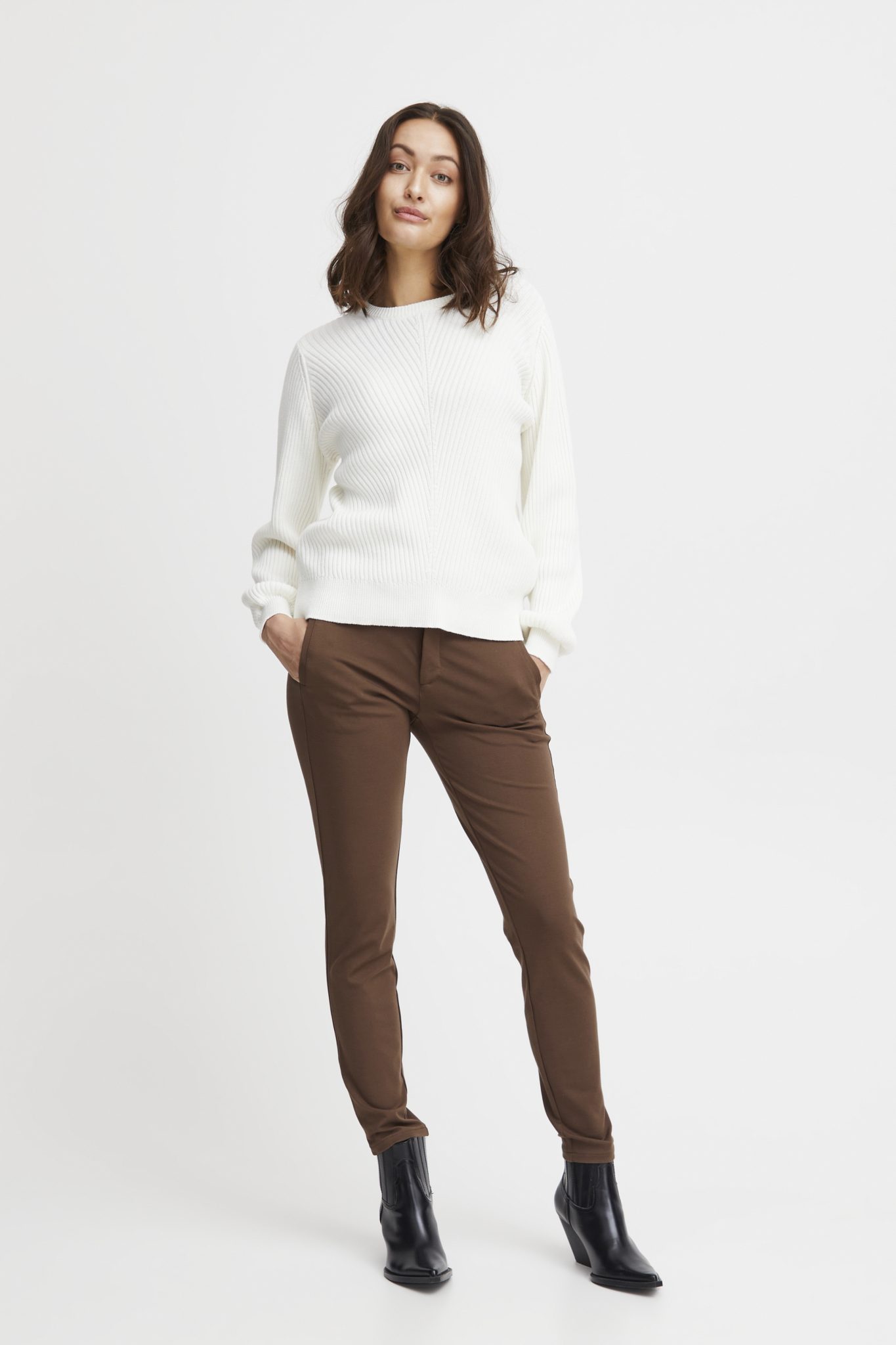 FRLANDO TESSA PA 1 BRUN Buks