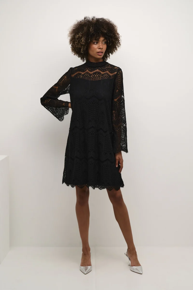CUIMA LACE SORT Kjole